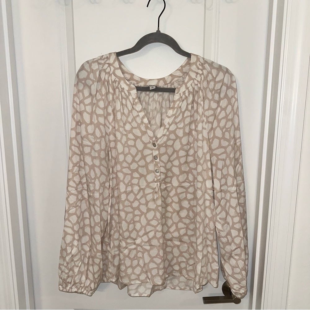 Women’s Beige Patterned Long-Sleeve Blouse